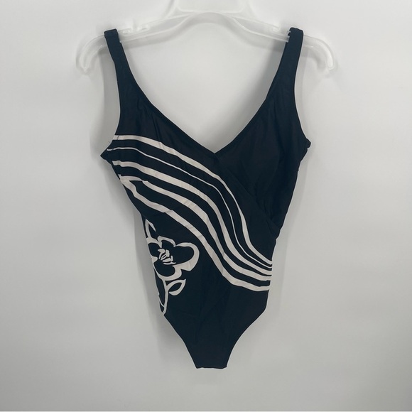 gottex Black White Women’s V Neck One Piece Swimsuit Size 14 Flower Stripes - Picture 9 of 9